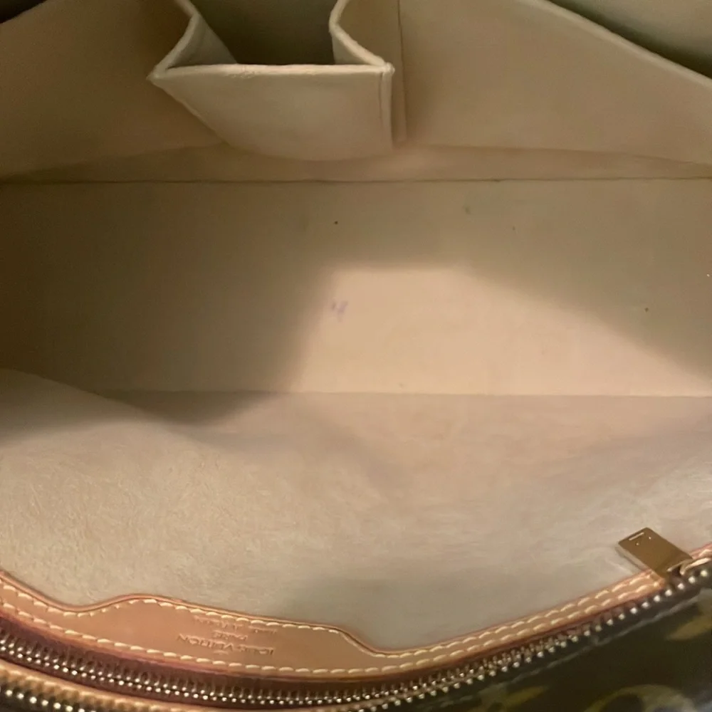 Authentic LV ( bought from real real ) very good condition - Picture 3 of 6